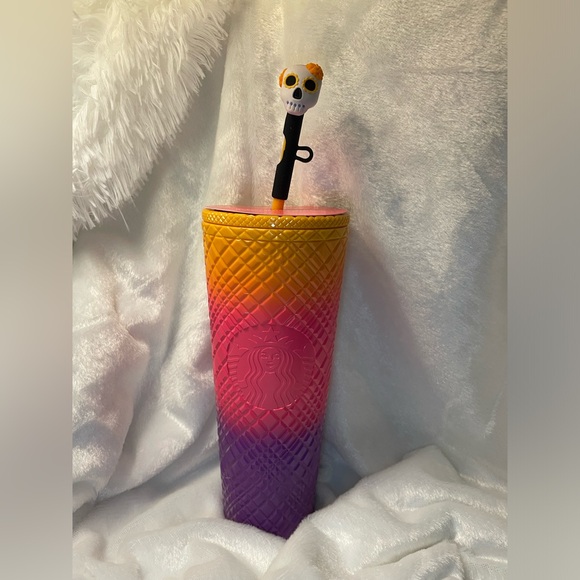 Starbucks 2023 Día de Muertos LIMITED EDITION VENTI Cold Cup (24 oz) - Picture 3 of 9